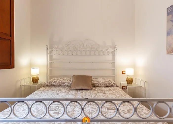 Rokkaria House Holiday home *